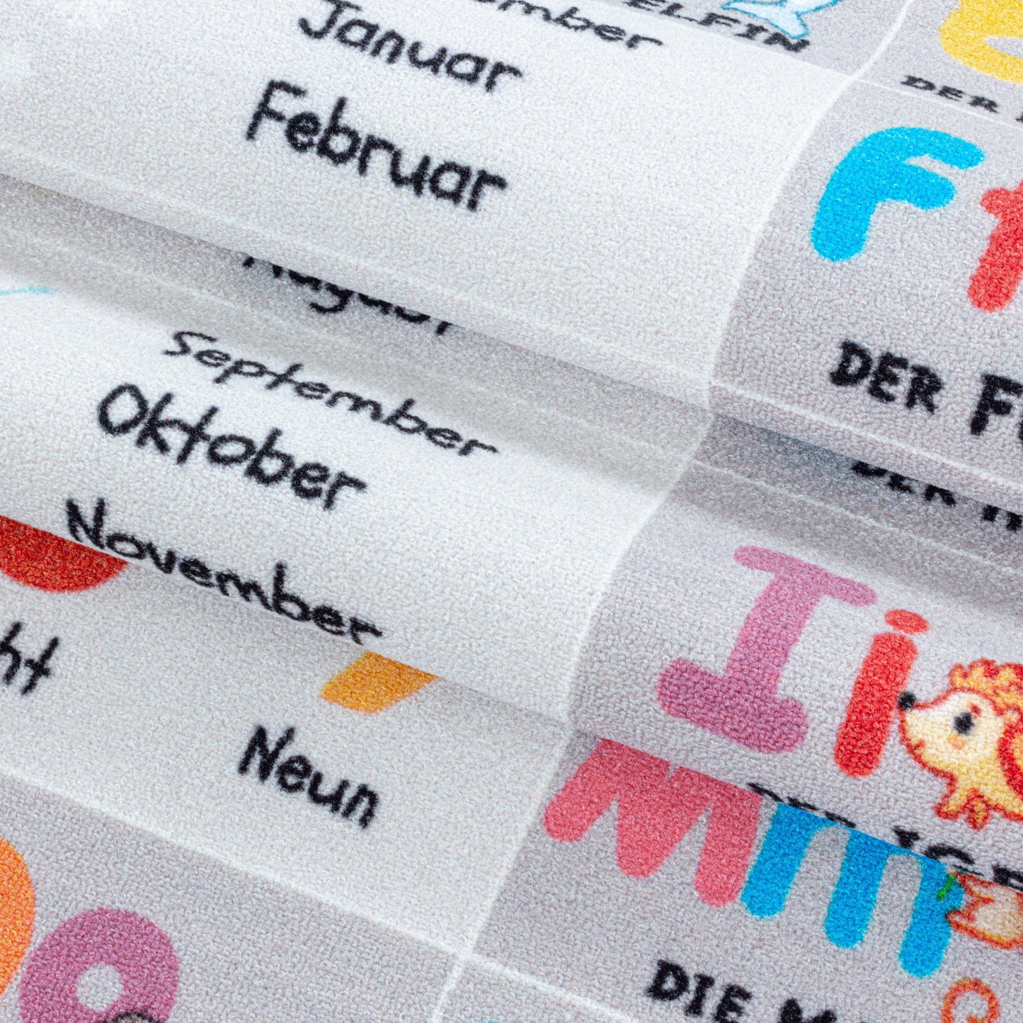 Kinderteppiche, Alphabet - Buchstaben - Zahlen - Tiere, Farbe Grau, Teppich für Kinderzimmer, Rücken aus Latex