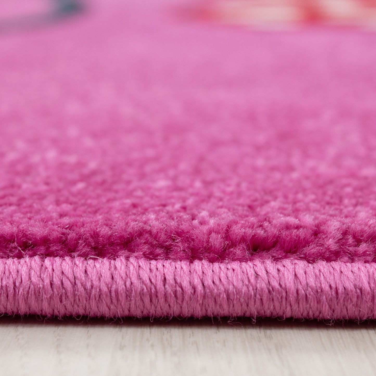 Kinderteppich Kinderzimmer Eulen Schmetterling Herz Muster Pink Gruen Blau Rot