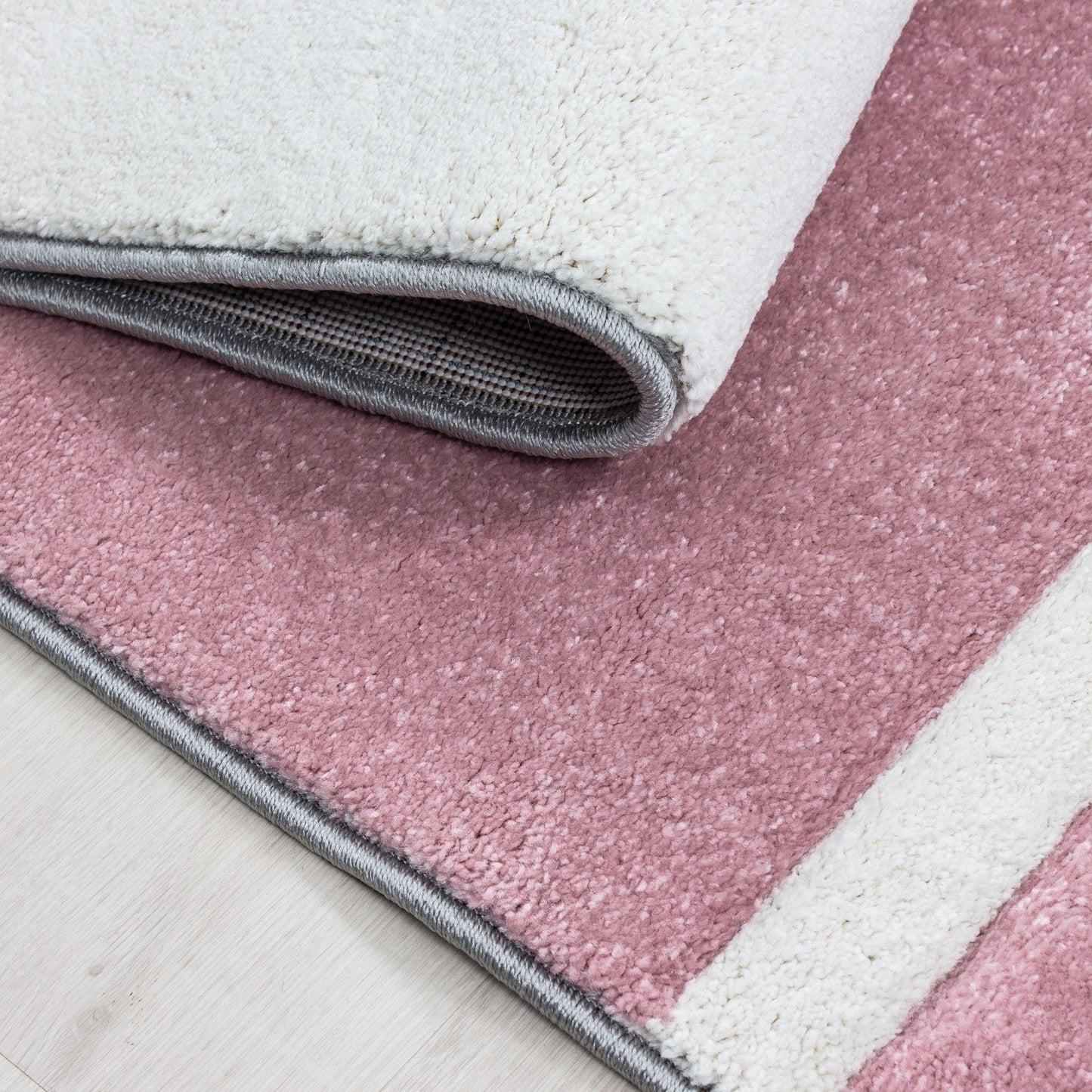 Designer Teppich Modern Kariert Linien Muster Konturenschnitt Grau Weiß Pink