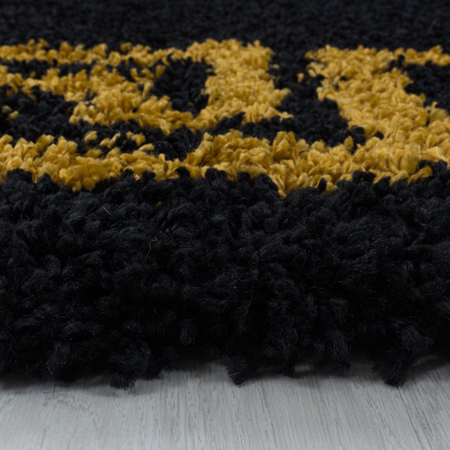 Wohnzimmerteppich Design Hochflor Teppich Muster Antike Bordüre Farbe Gold