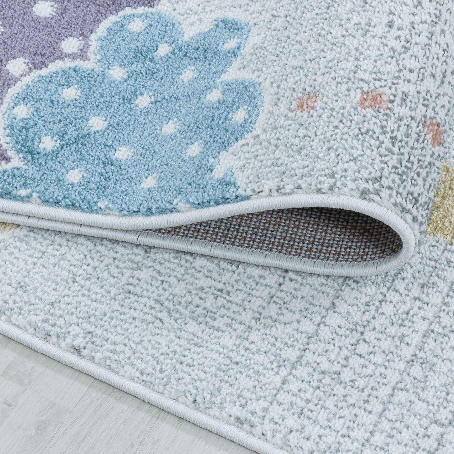 Kinderteppich Kurzflor Teppich Kinderzimmer Bunte Wolken Sterne Weich Weiss