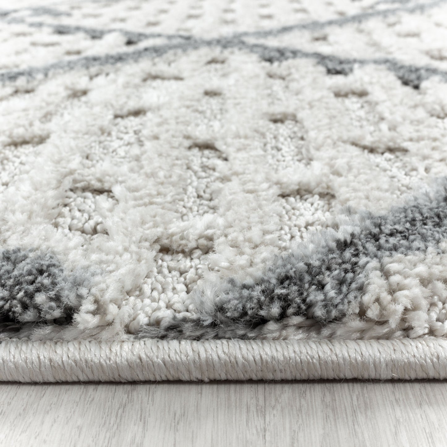 Kurzflor Design Teppich MIA Looped Flor Gitter Muster Abstrakt Creme