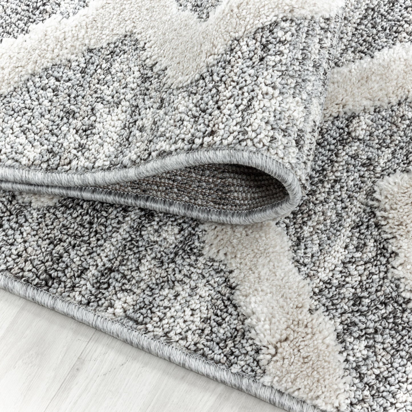 Kurzflor Design Teppich MIA Looped Flor Inka Rauten Muster Abstrakt