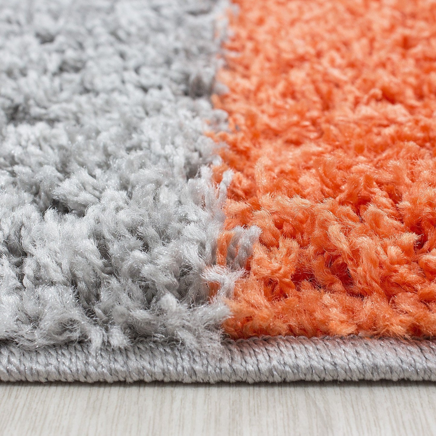 Hochflor Langflor Wohnzimmer Shaggy Teppich kariert Terrakotta Weiss Grau
